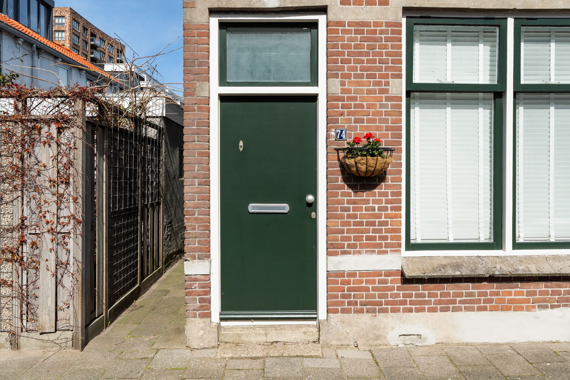Photo 9 of Oranjestraat 74