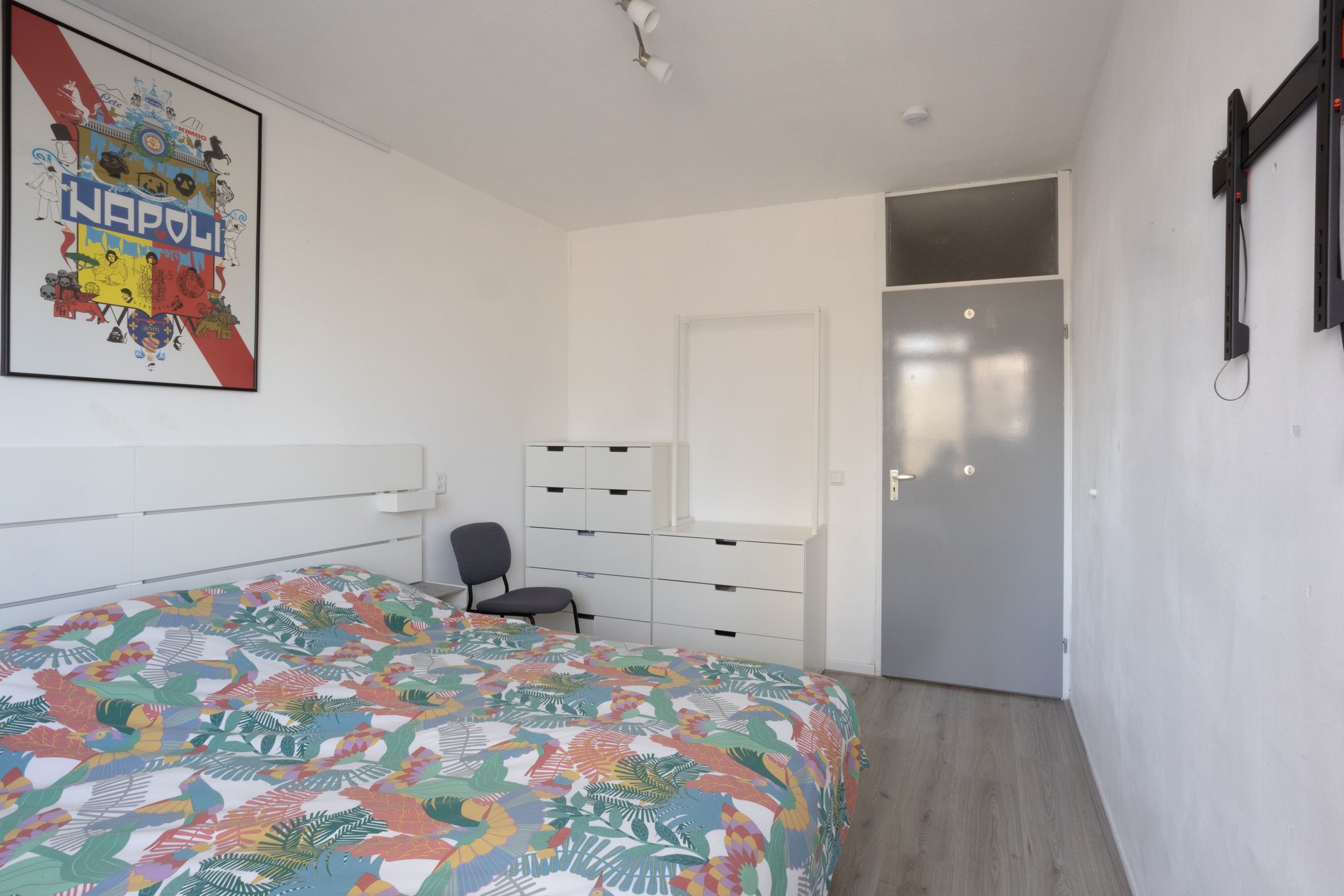 Spacious three-room apartment with south-facing balcony in Rotterdam centre — 18