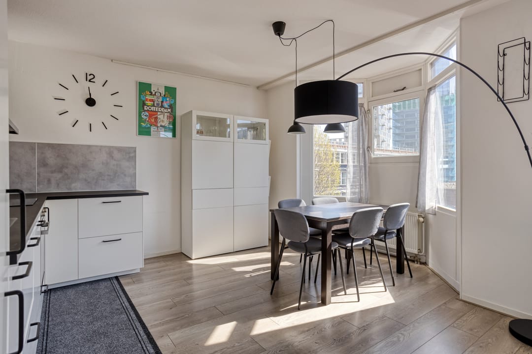 Spacious three-room apartment with south-facing balcony in Rotterdam centre — 13
