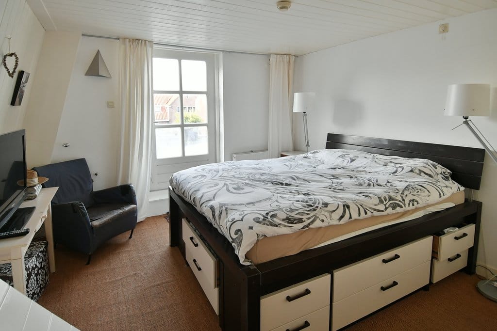 Foto 15 van Hellingstraat 27