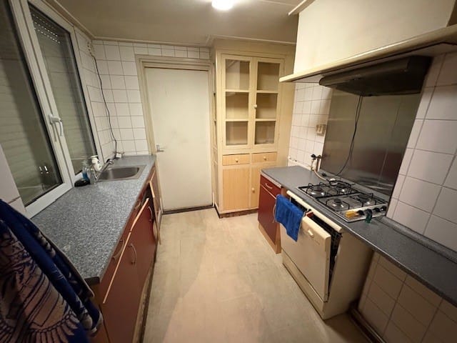 Tussenwoning te koop: Oldenzaalsestraat 99, Enschede