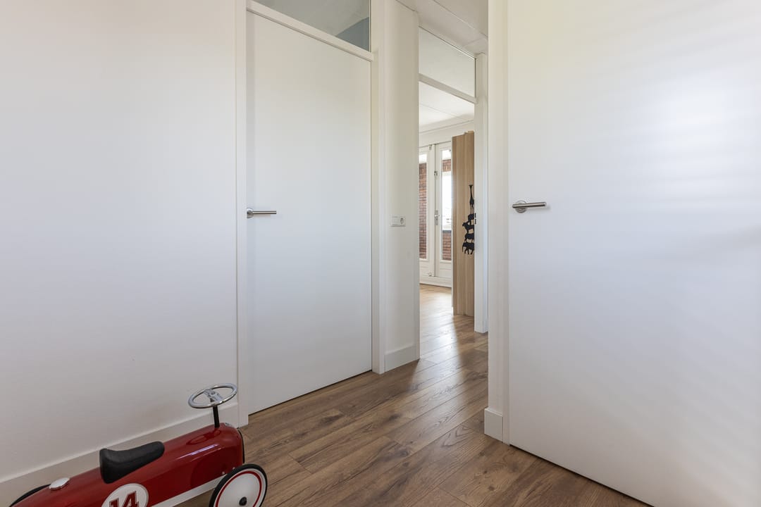 Foto 31 van Raanhuisstraat 2