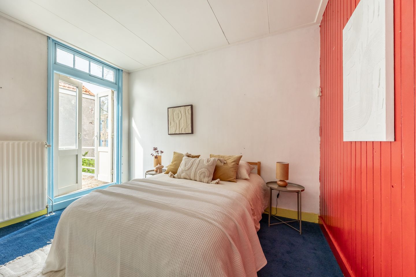 Characteristic ground floor apartment with authentic details in desirable Kleverpark neighborhood — 33