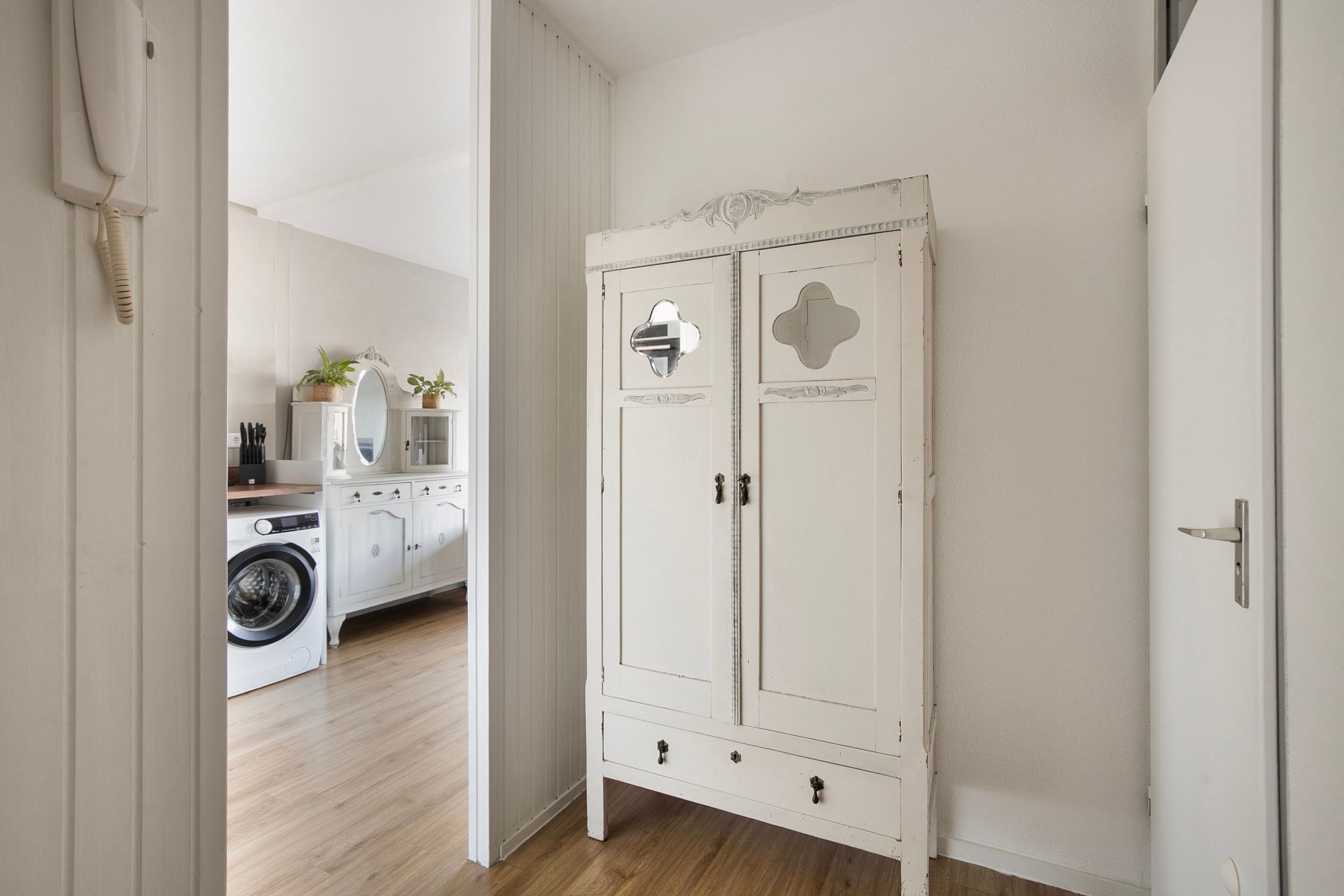 Photo 12 of Penningkruid 6