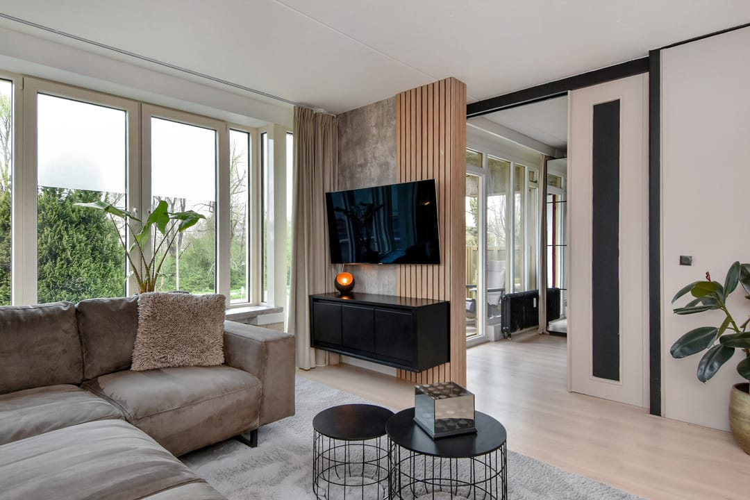 Foto 2 van Kinderen van Versteegplein 28