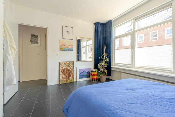 Photo 5 of Nieuwenhoornstraat 105-B