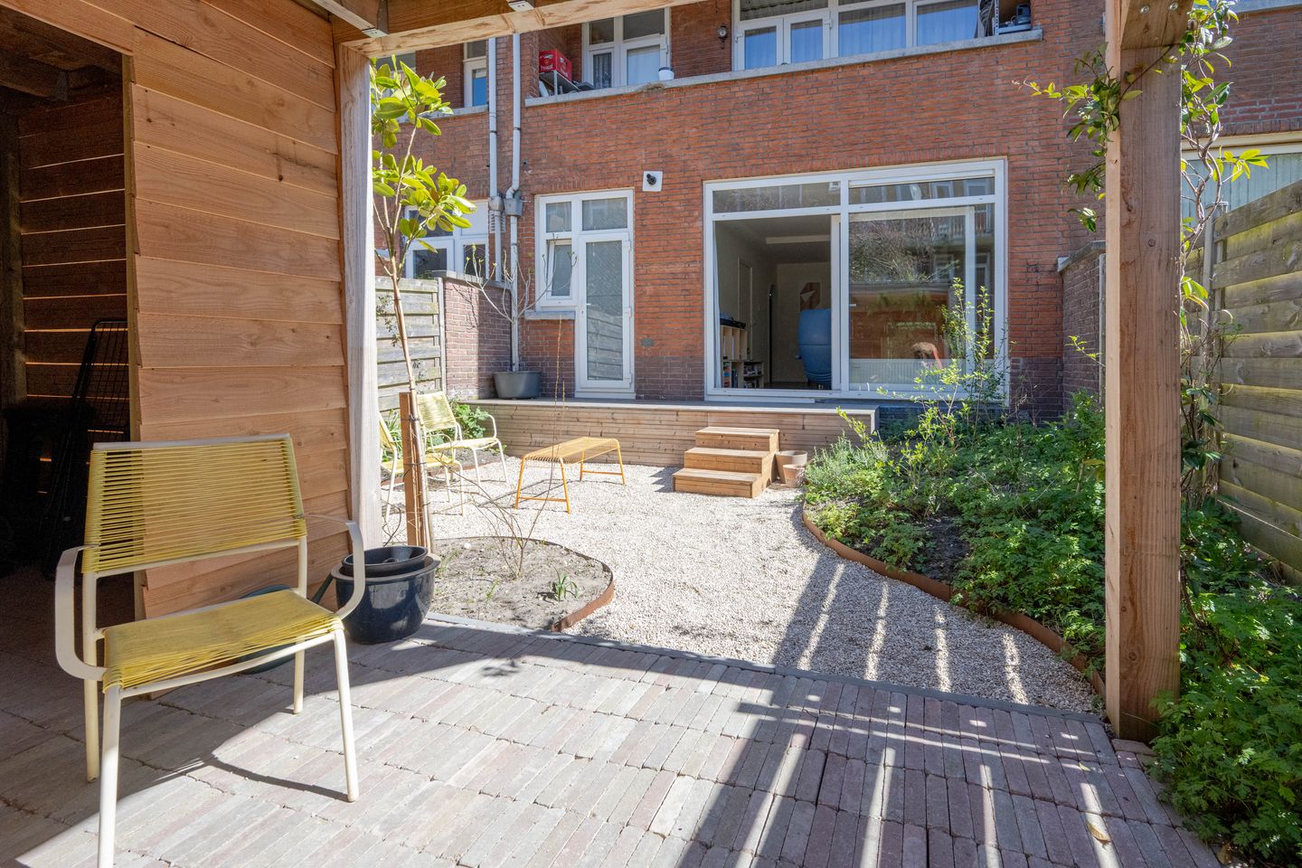 Foto 14 van Nieuwenhoornstraat 105-B