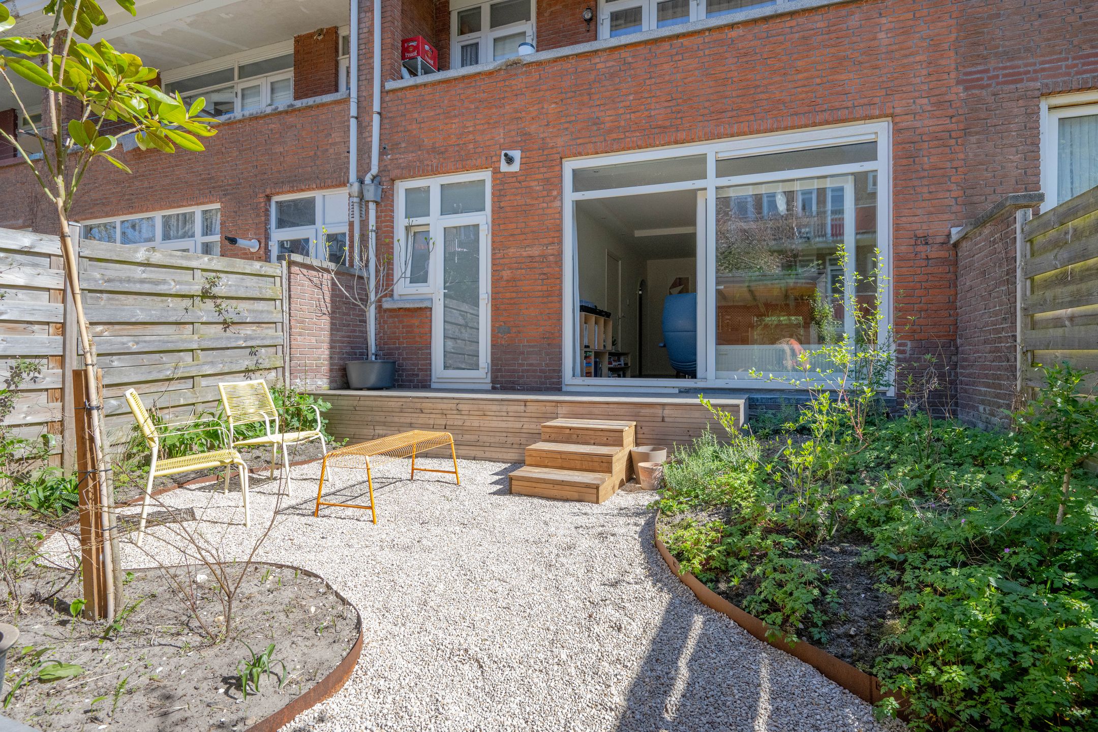 Foto 15 van Nieuwenhoornstraat 105-B