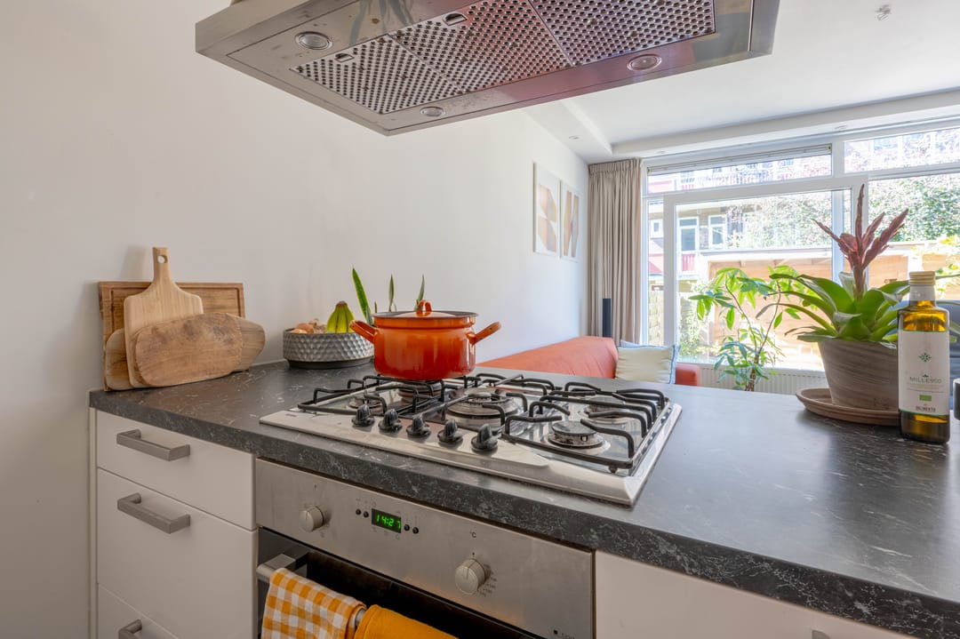 Foto 17 van Nieuwenhoornstraat 105-B