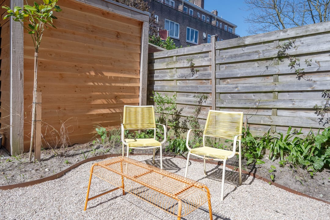 Foto 13 van Nieuwenhoornstraat 105-B