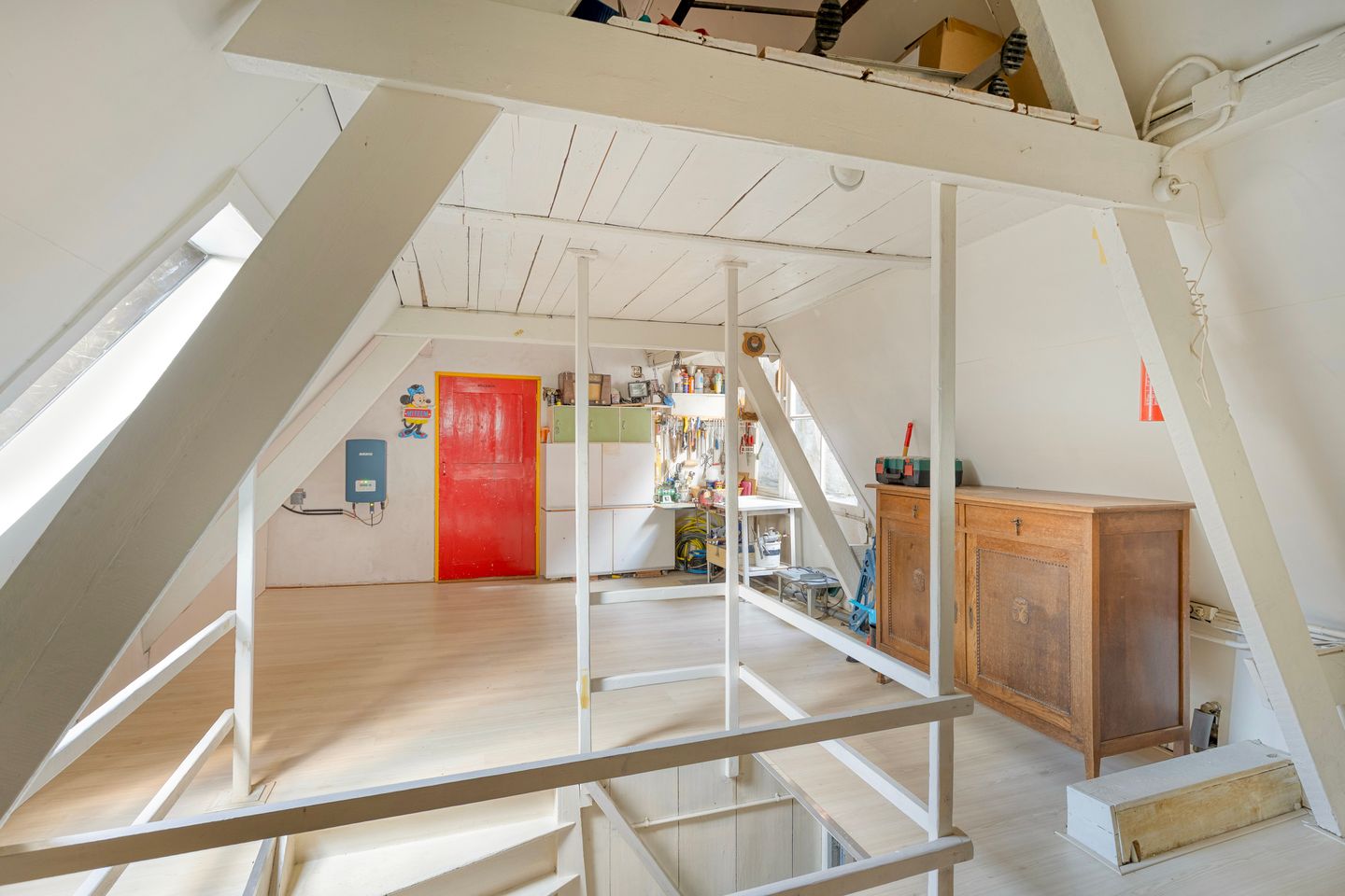 Historic Rijksmonument with Sunny Garden in Charming Zaltbommel City Centre — 44