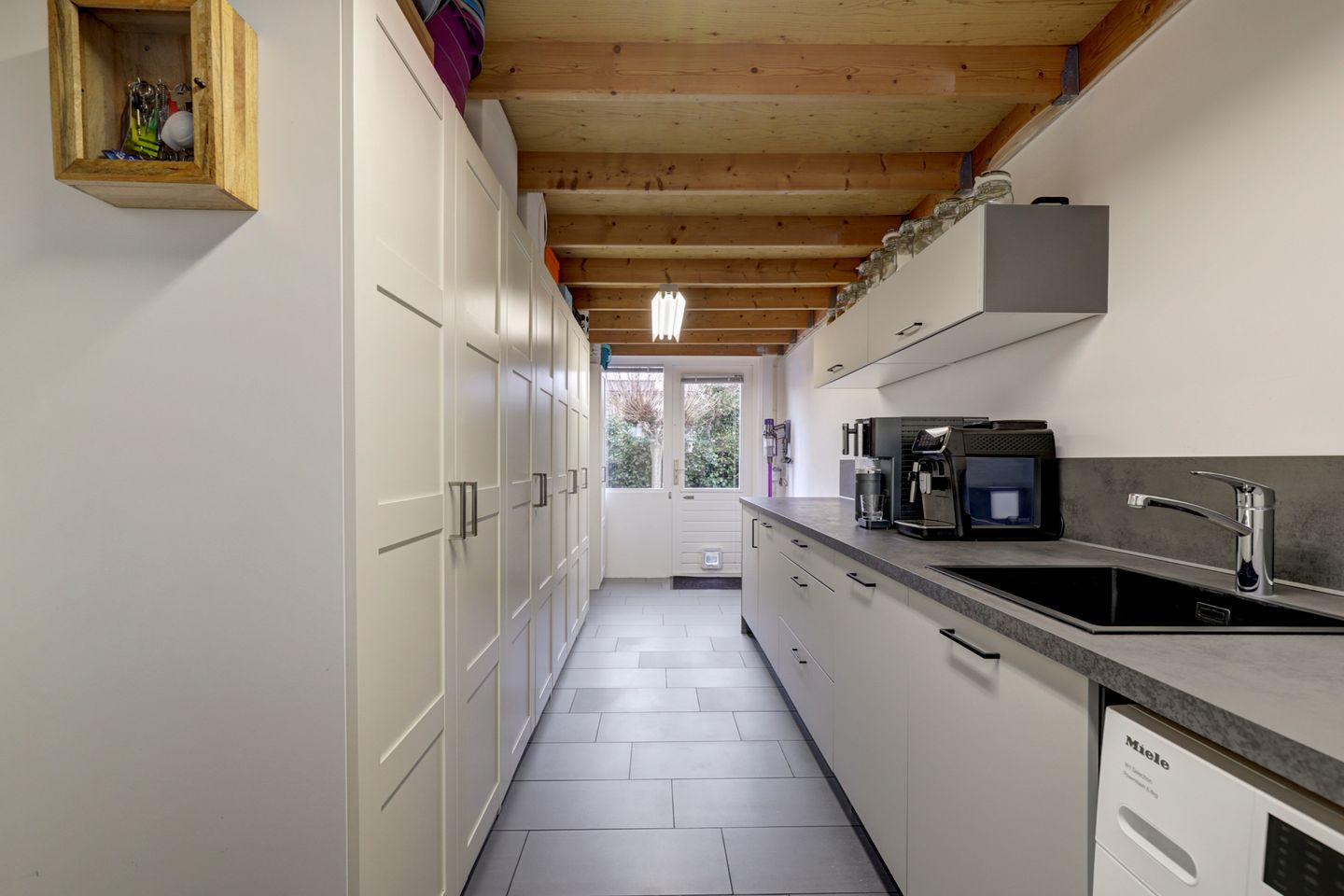 Foto 19 van Westeinderhof 5