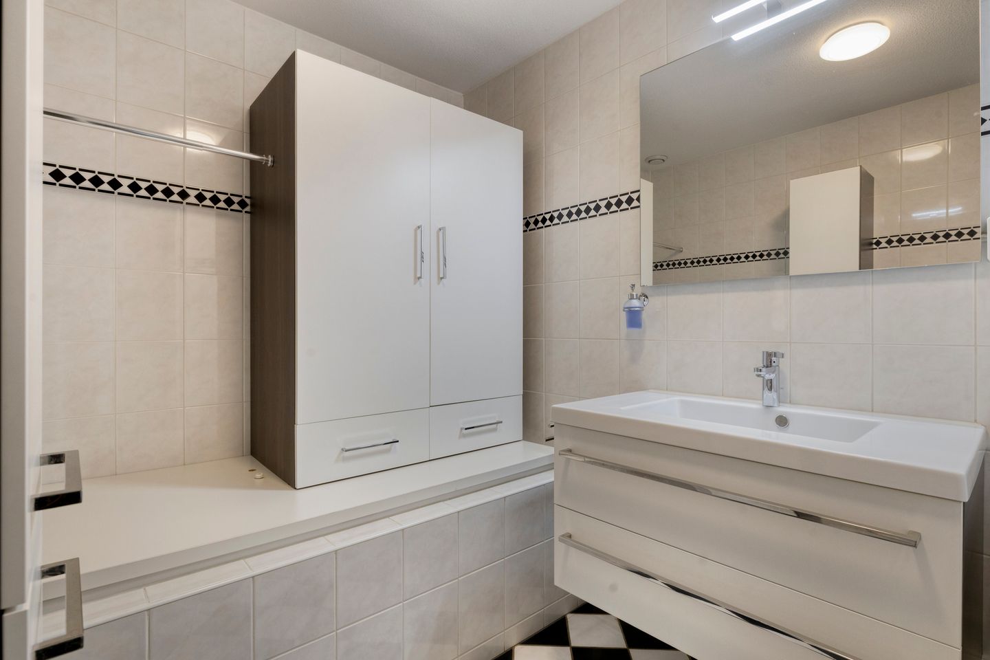 Foto 25 van Hertog Karellaan 33