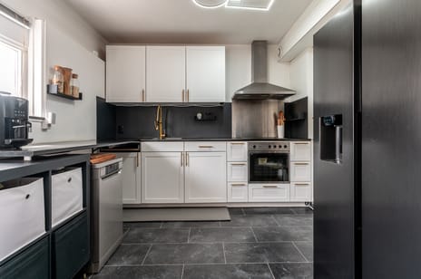 Bastion 345 tertiary image