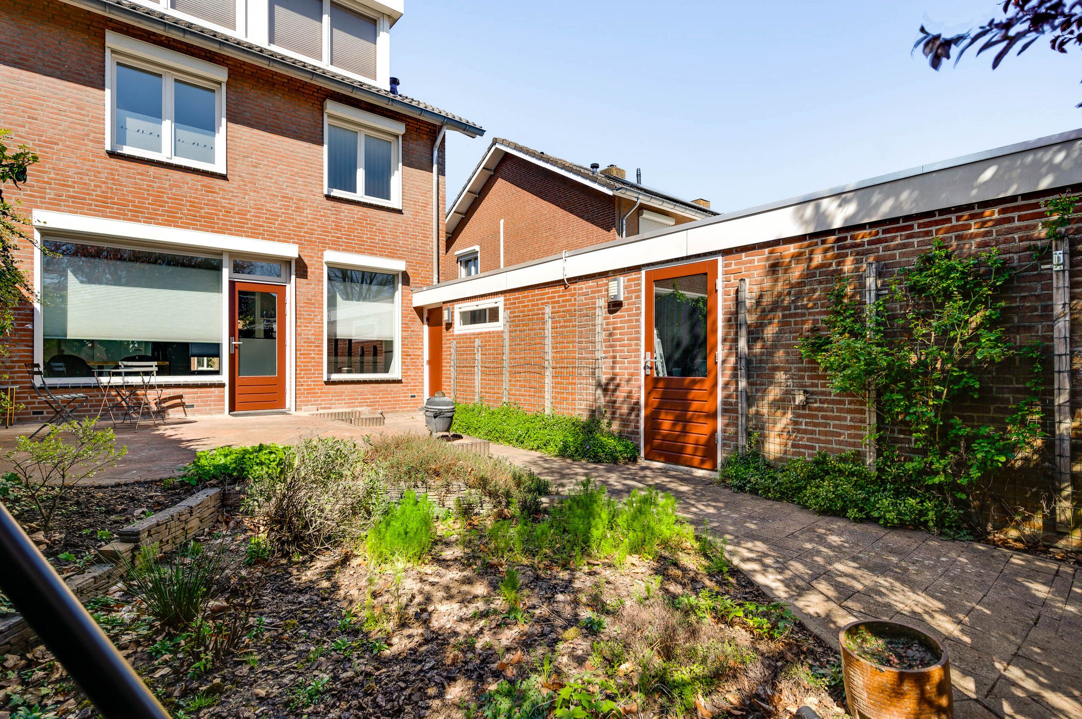 Photo 21 of Erenfriedstraat 7