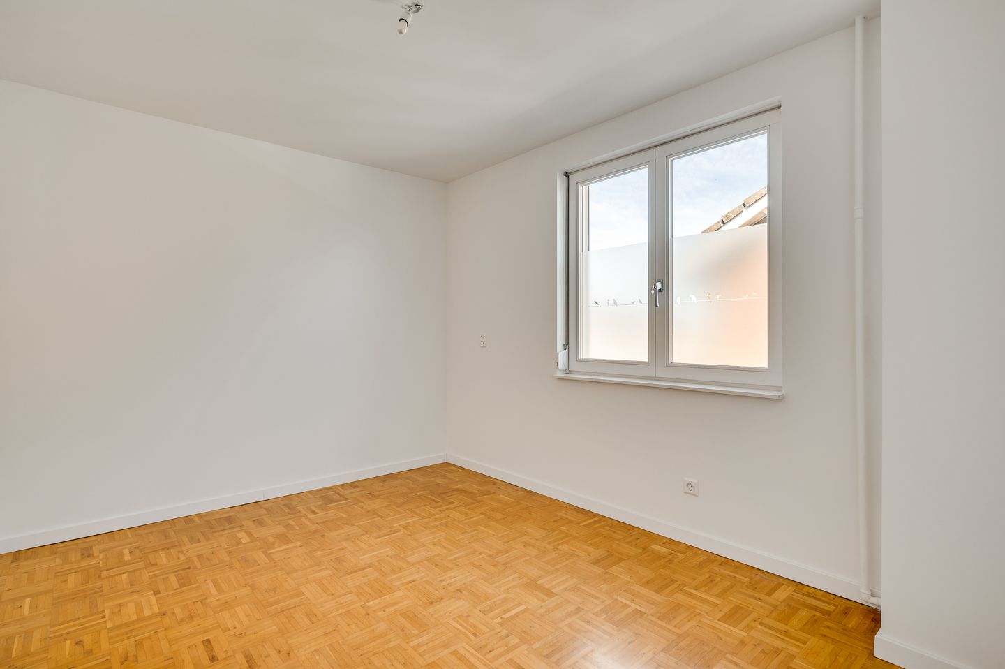 Photo 14 of Erenfriedstraat 7