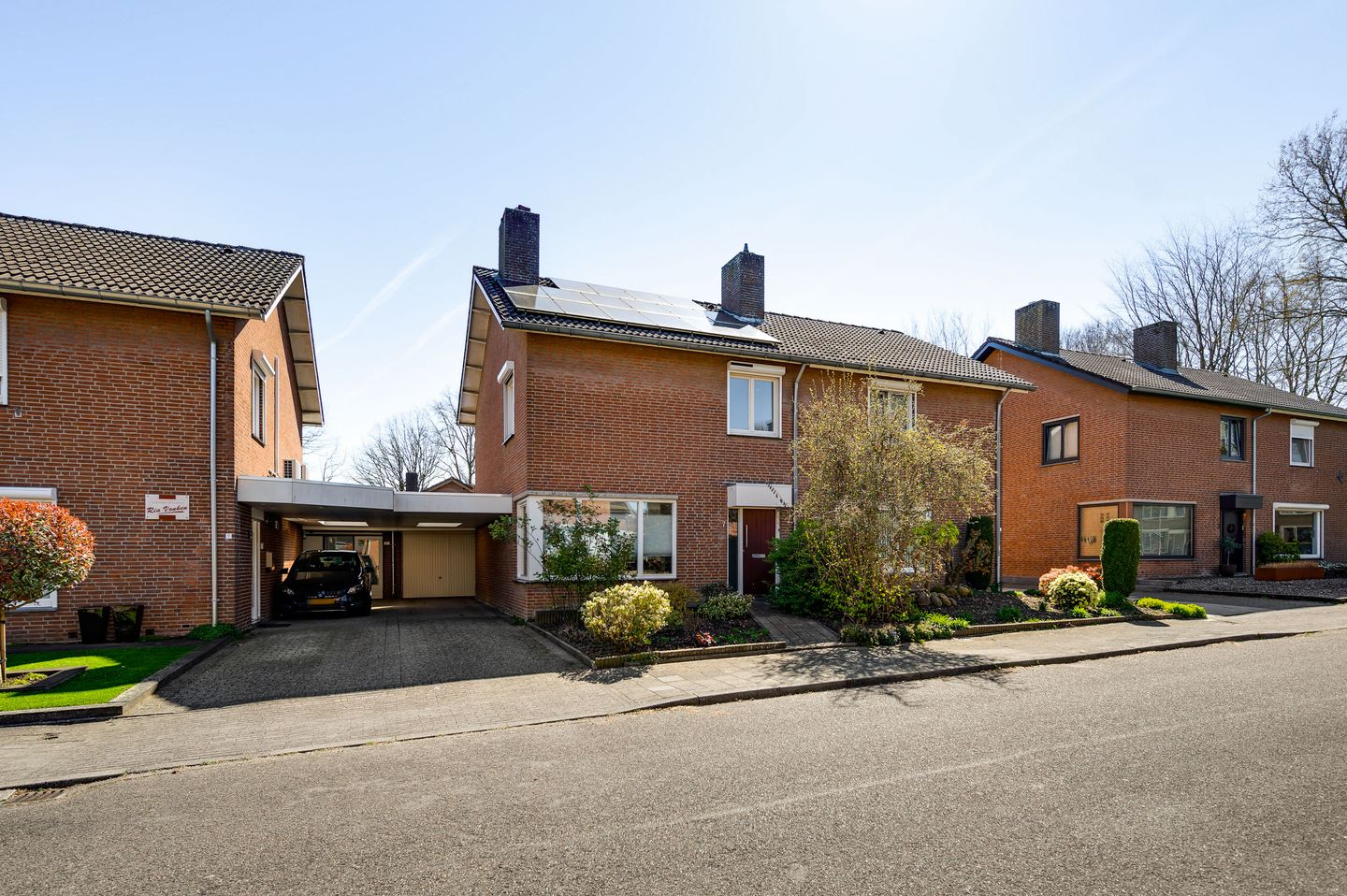 Photo 1 of Erenfriedstraat 7