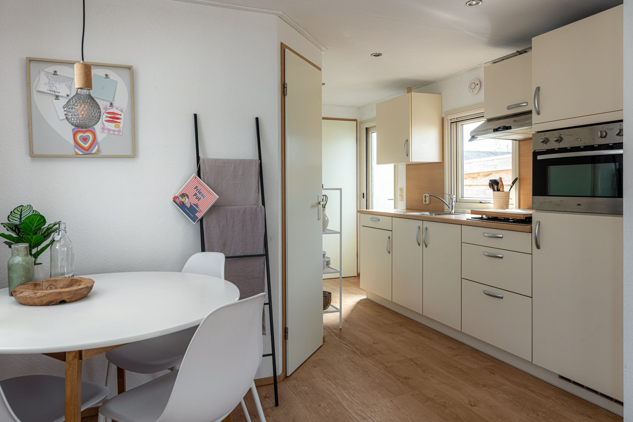 2-bedroom freehold villa in Langweer — photo 4 of 5
