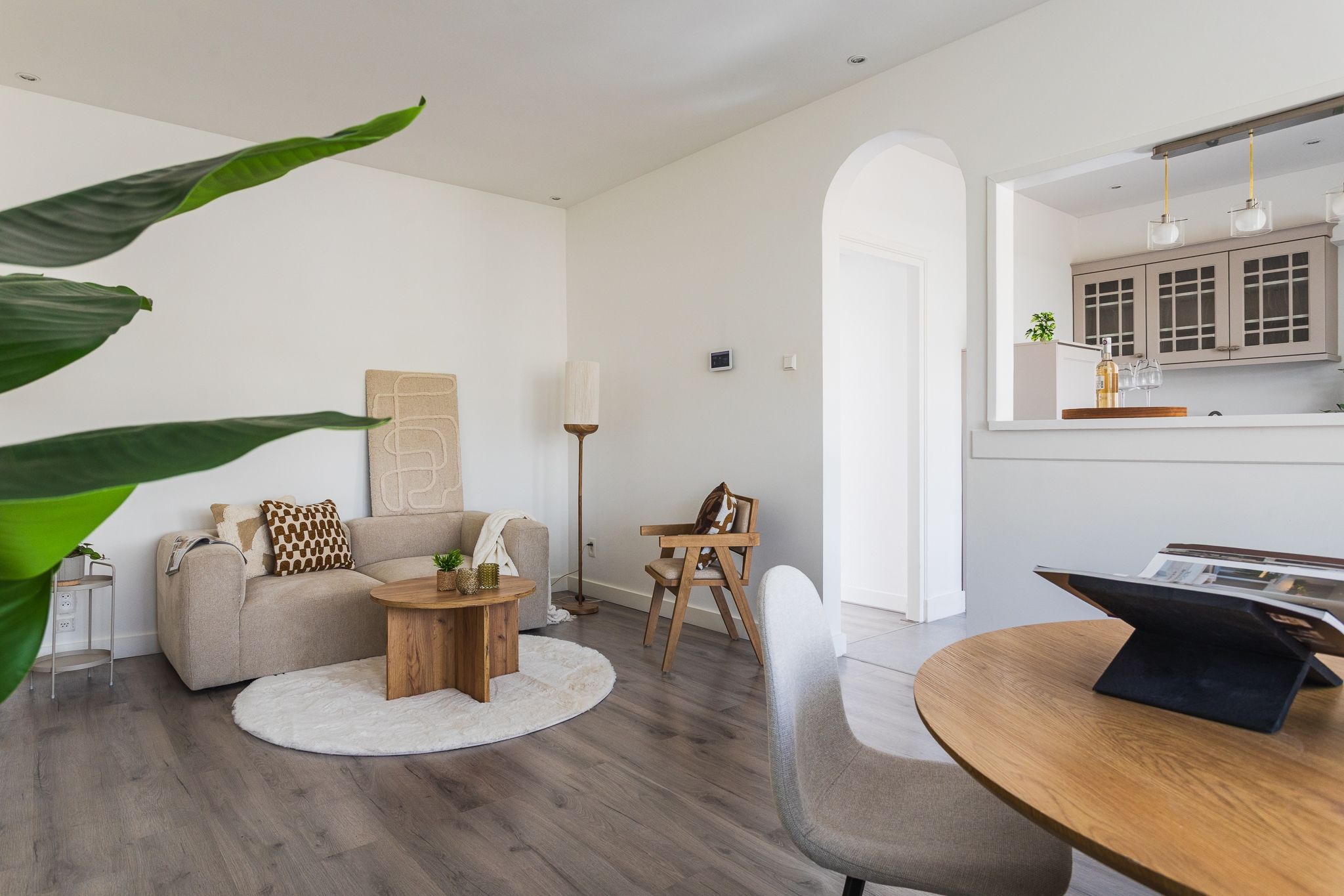 Foto 3 van Caan van Necklaan 106