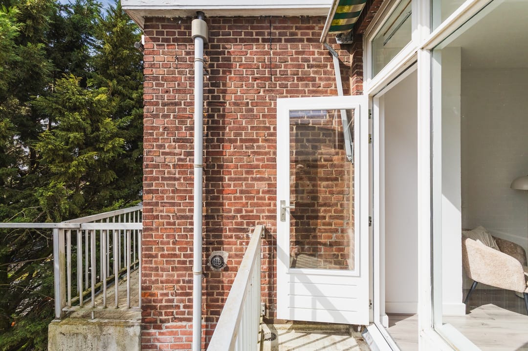 Foto 17 van Caan van Necklaan 106