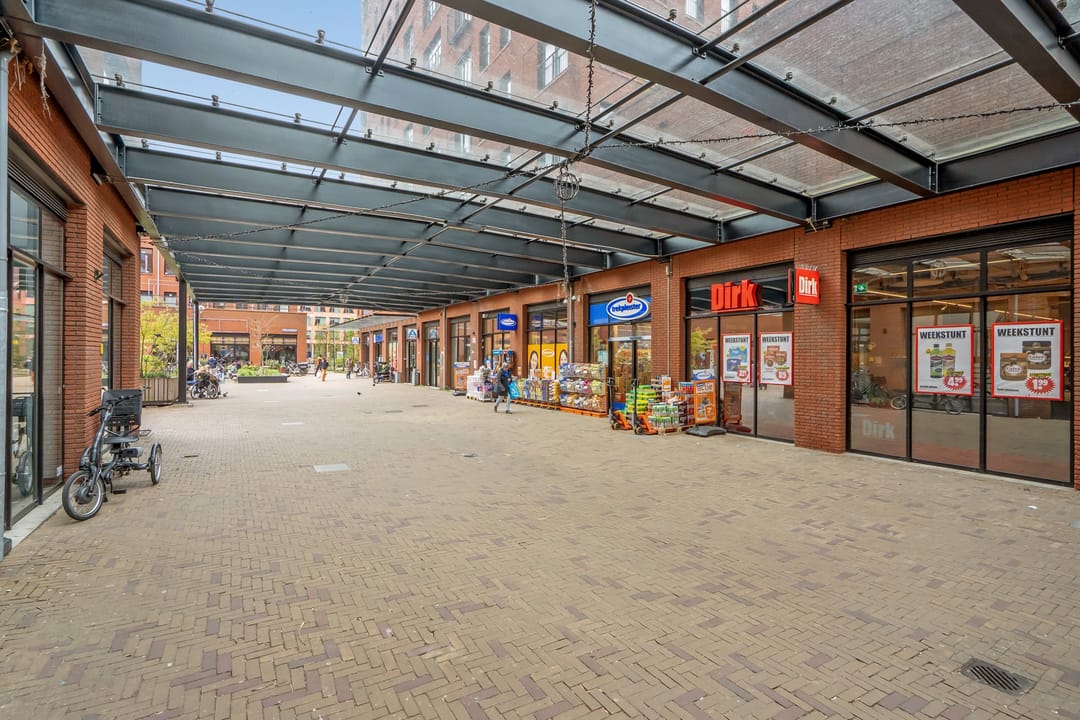 Photo 31 of Harriët Freezerhof 25