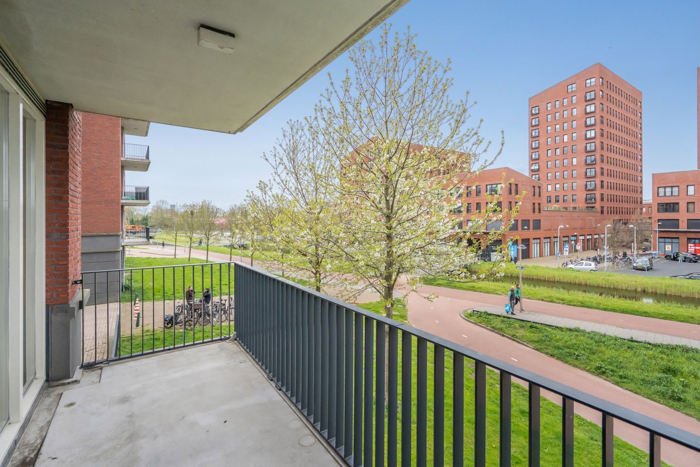 Photo 4 of Harriët Freezerhof 25