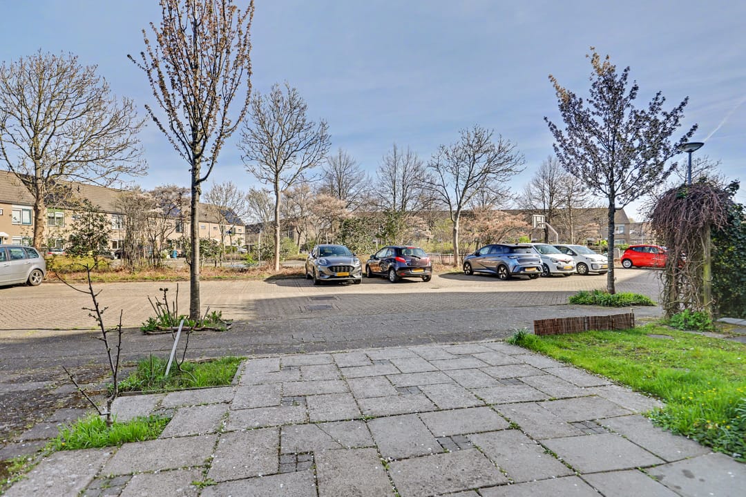 Photo 32 of Belle van Zuylenplein 59