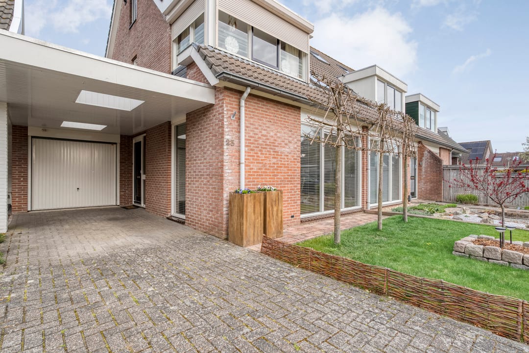 Photo 7 of Van Laakstraat 23