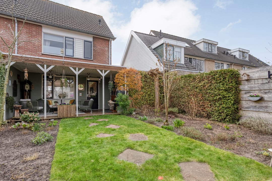 Photo 37 of Van Laakstraat 23