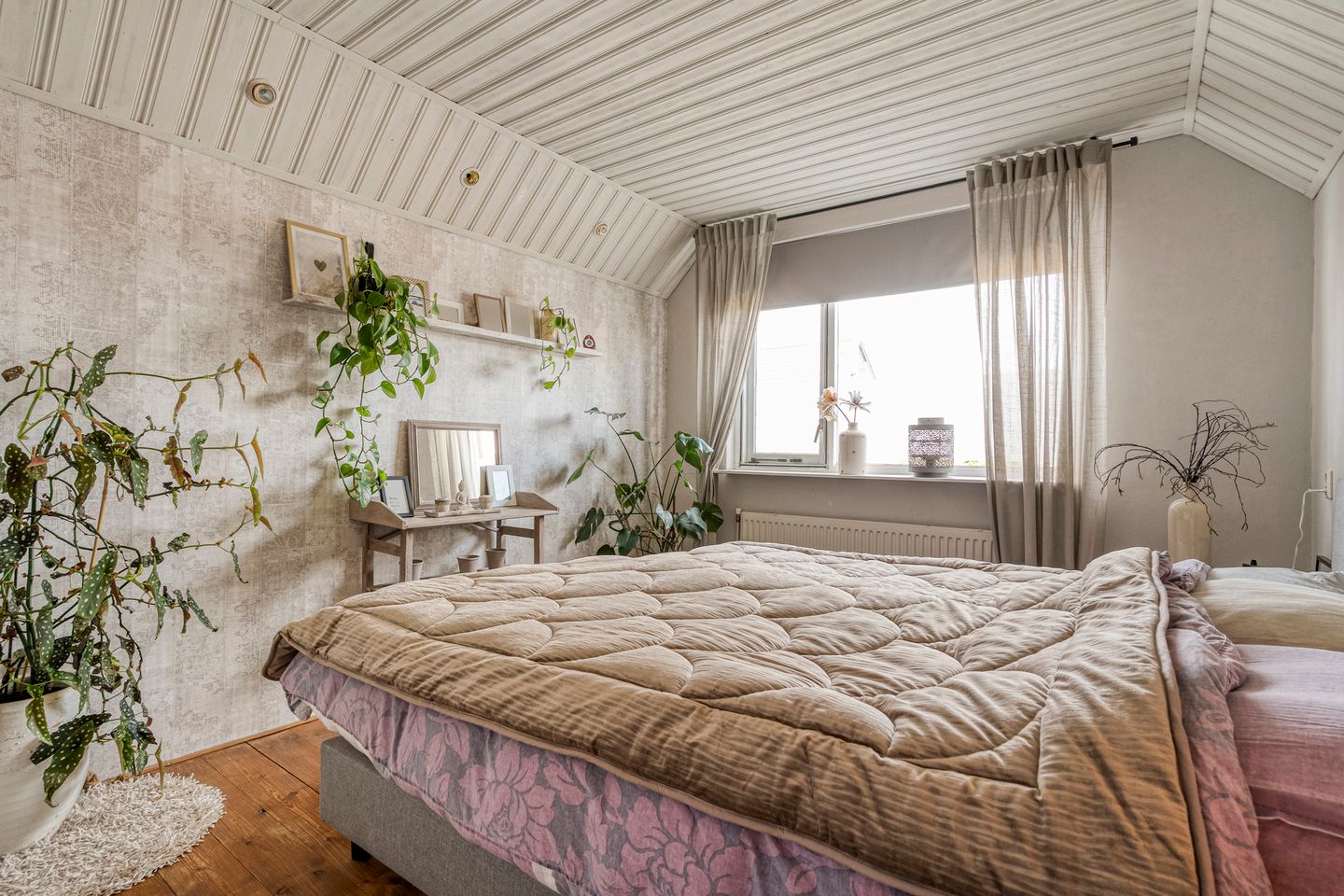 Photo 20 of Van Laakstraat 23