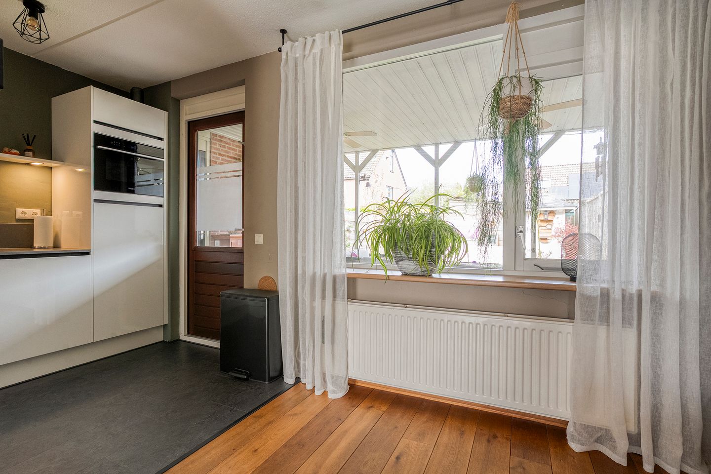 Photo 19 of Van Laakstraat 23