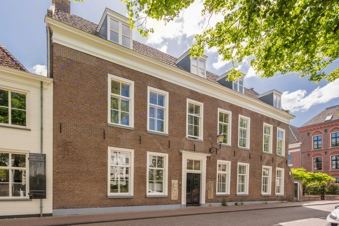 Photo 2 of Zuidsingel 45-B