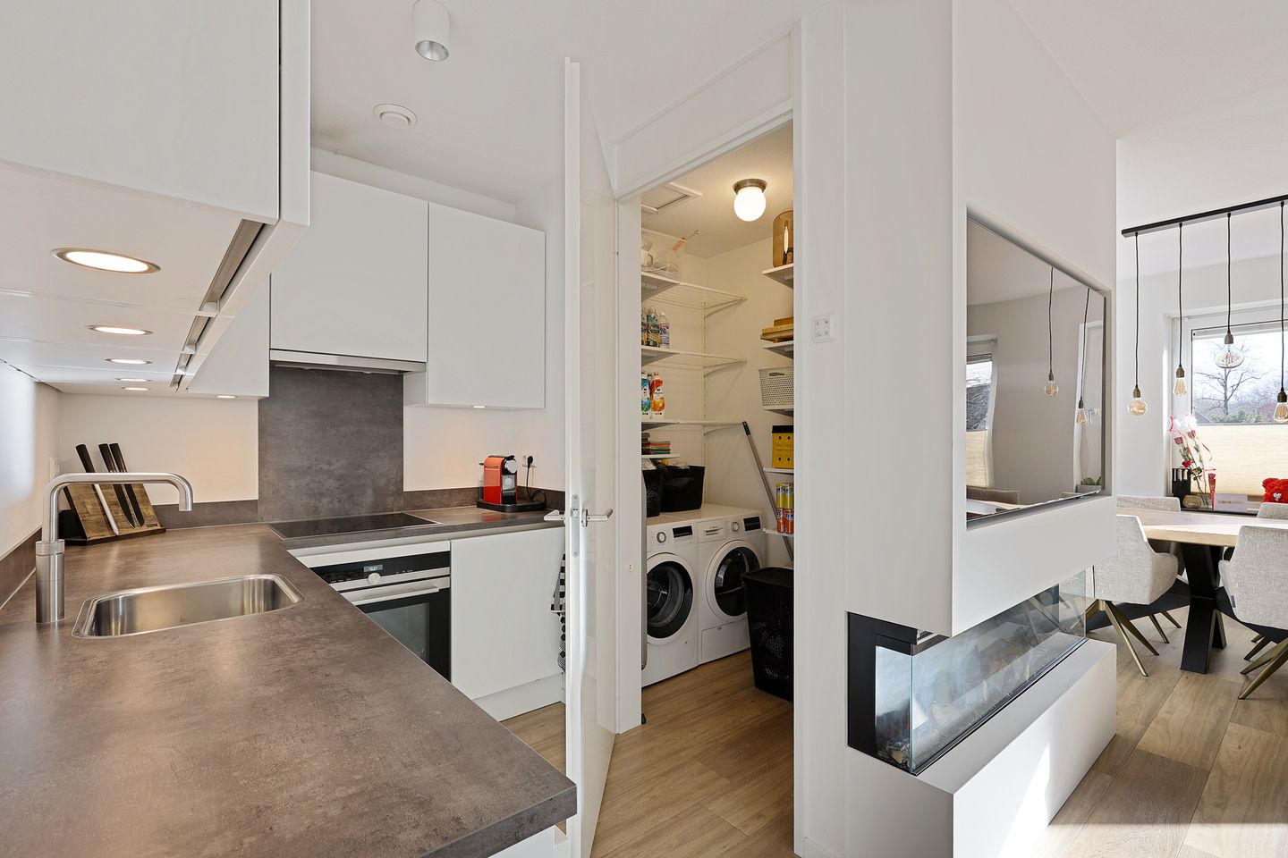 Foto 10 van Harmonieplein 131