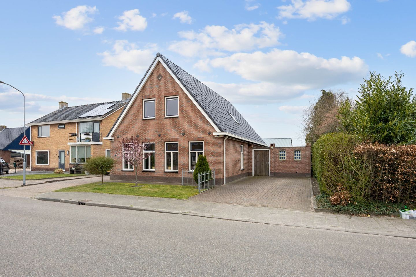 Modern Detached Home with Energy Label A and Two Bathrooms in Grootegast — 10