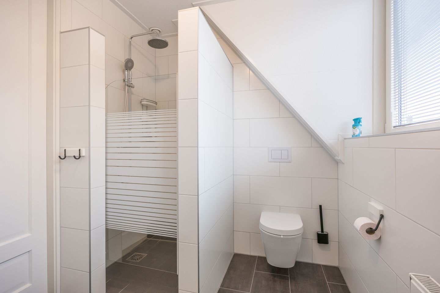 Modern Detached Home with Energy Label A and Two Bathrooms in Grootegast — 59