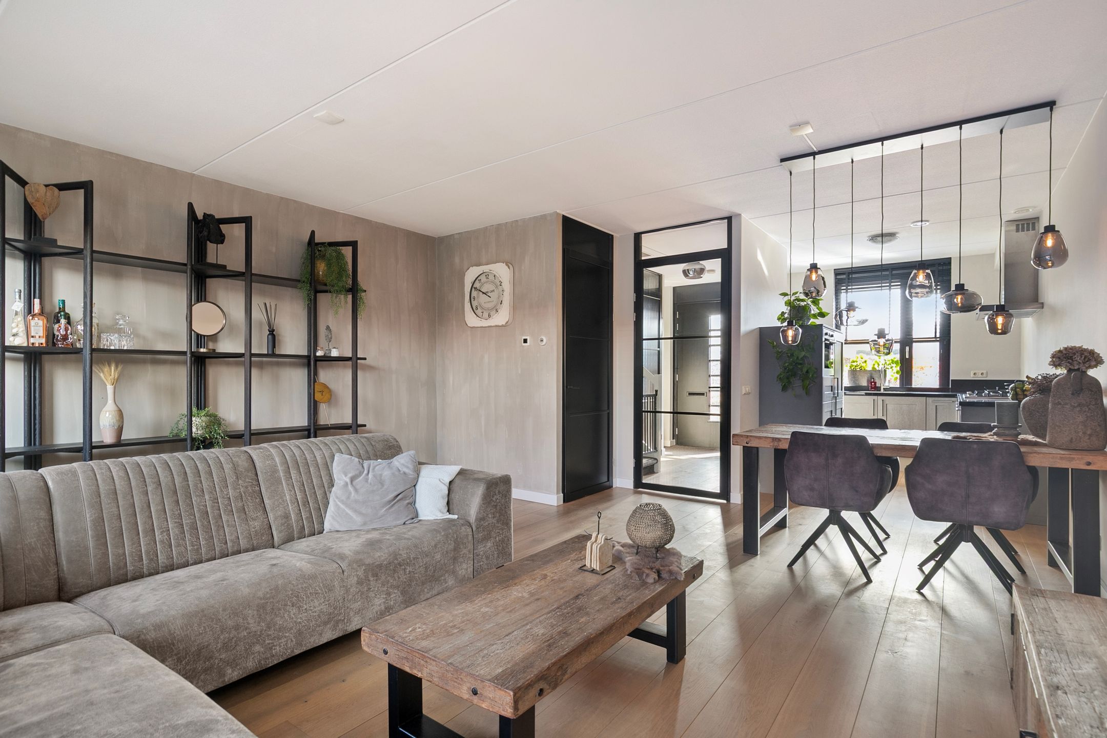 Foto 6 van Overste J M Kolffstraat 6