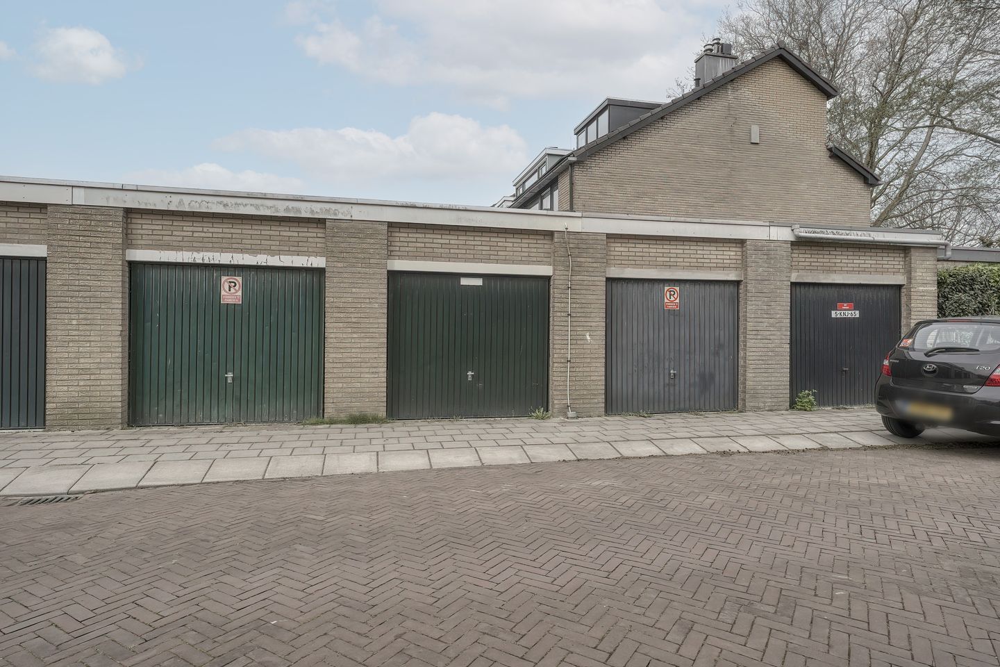 Photo 35 of Albert Verweijstraat 14