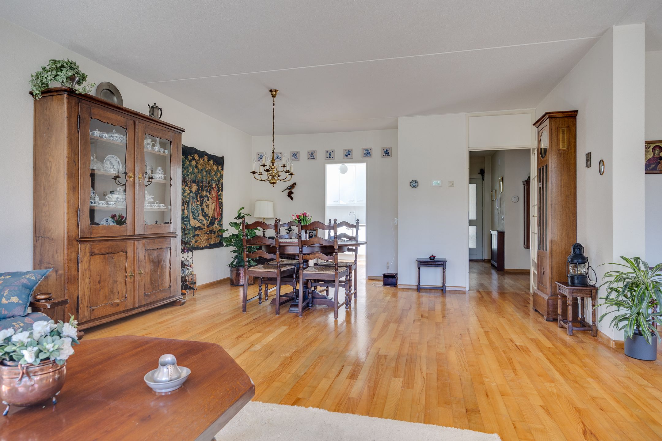 Photo 3 of Tromplaan 18