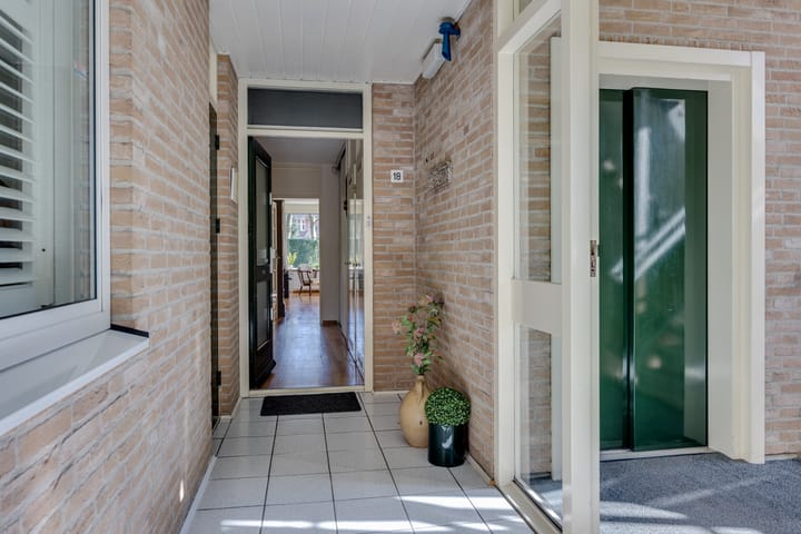 Foto 4 van Tromplaan 18