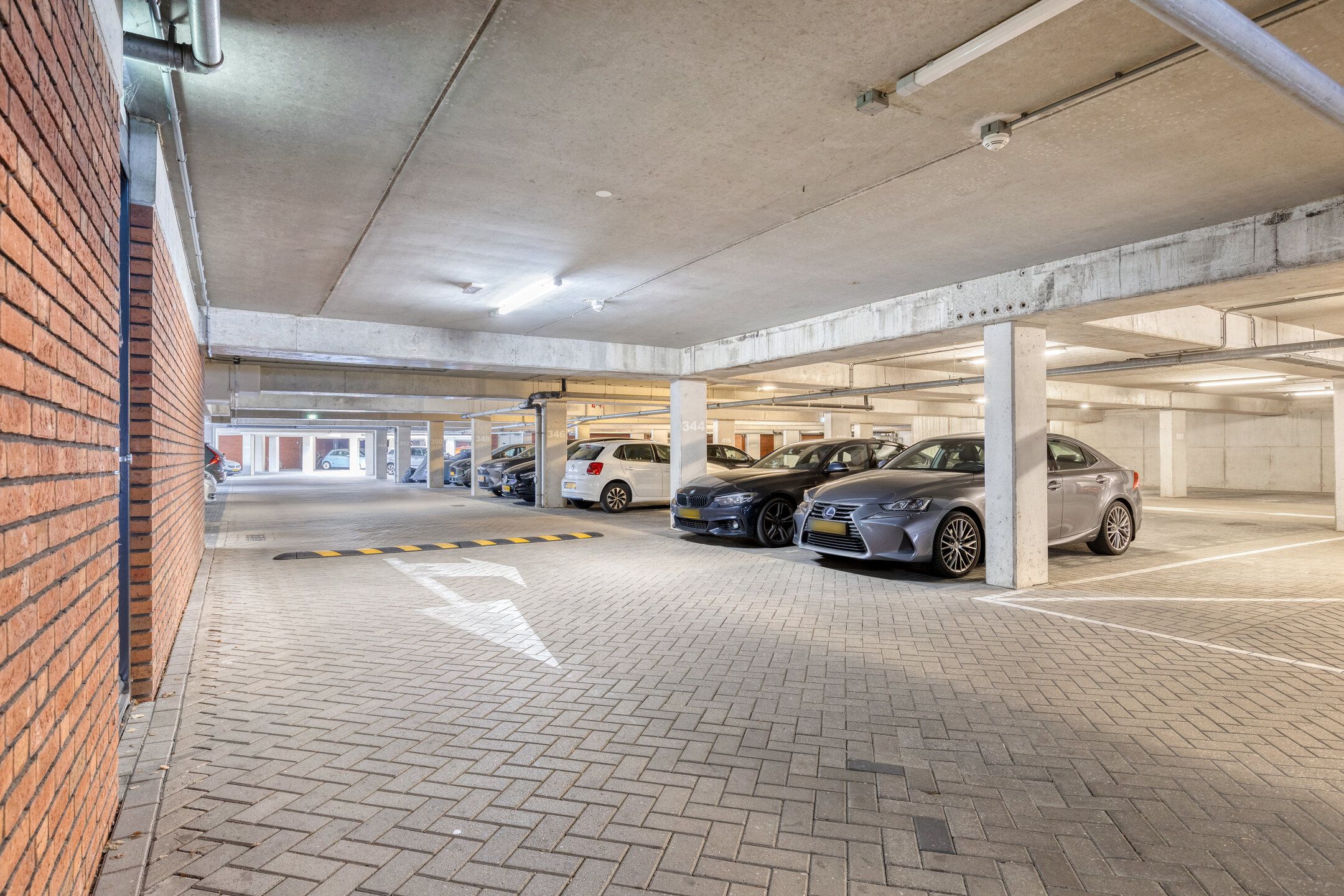 Foto 33 van Meerring 62