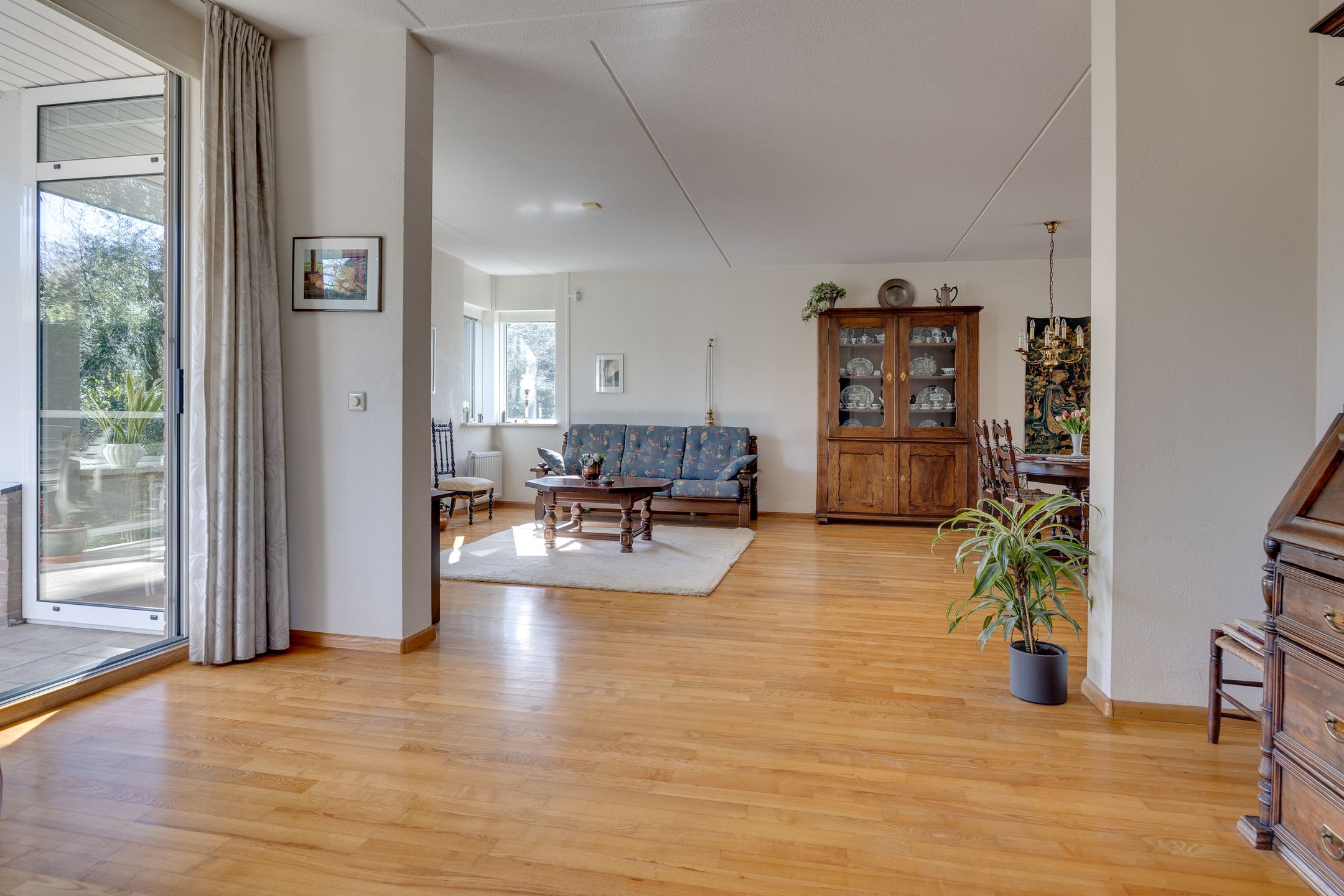 Photo 12 of Tromplaan 18