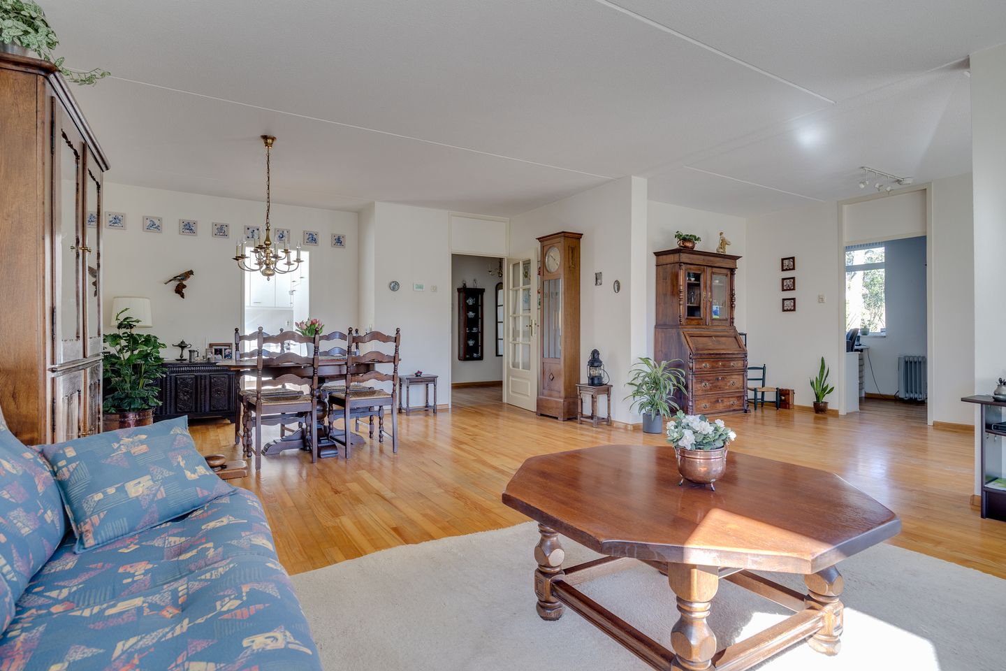 Photo 14 of Tromplaan 18