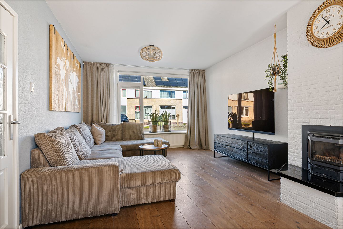 Photo 5 of Bordine 9