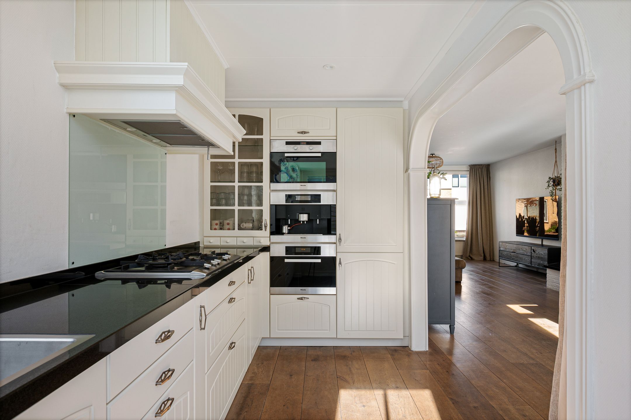 Photo 12 of Bordine 9