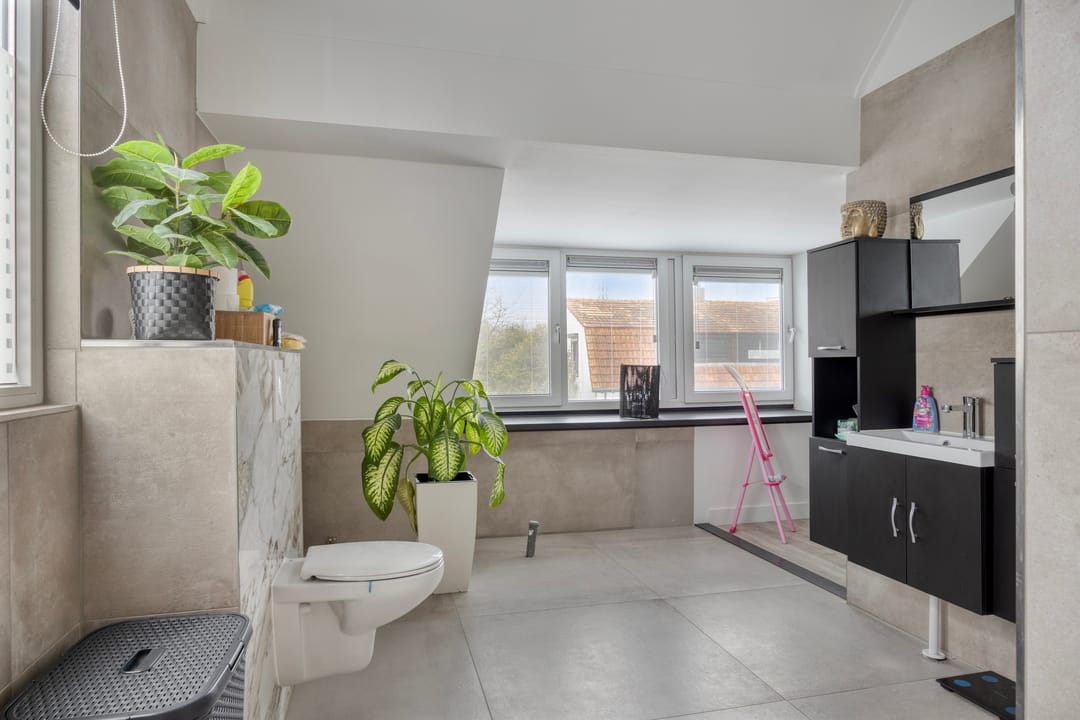 Foto 13 van Schipholtstraat 28