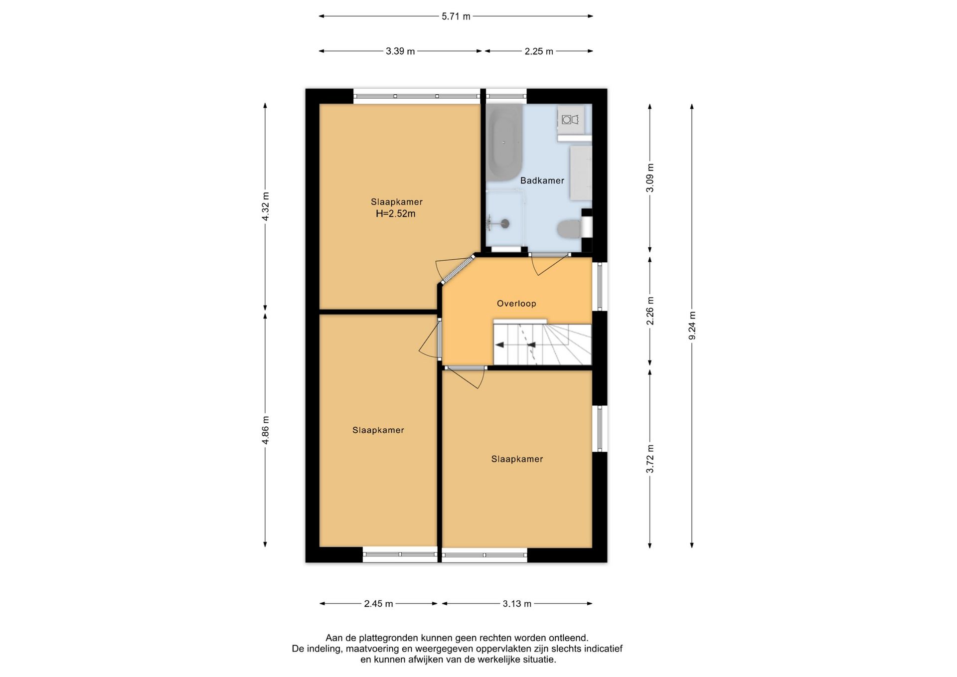 Spacious semi-detached family home with garage and sunny roof terrace in child-friendly location — 72