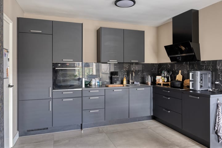 Photo 3 of Schipholtstraat 28