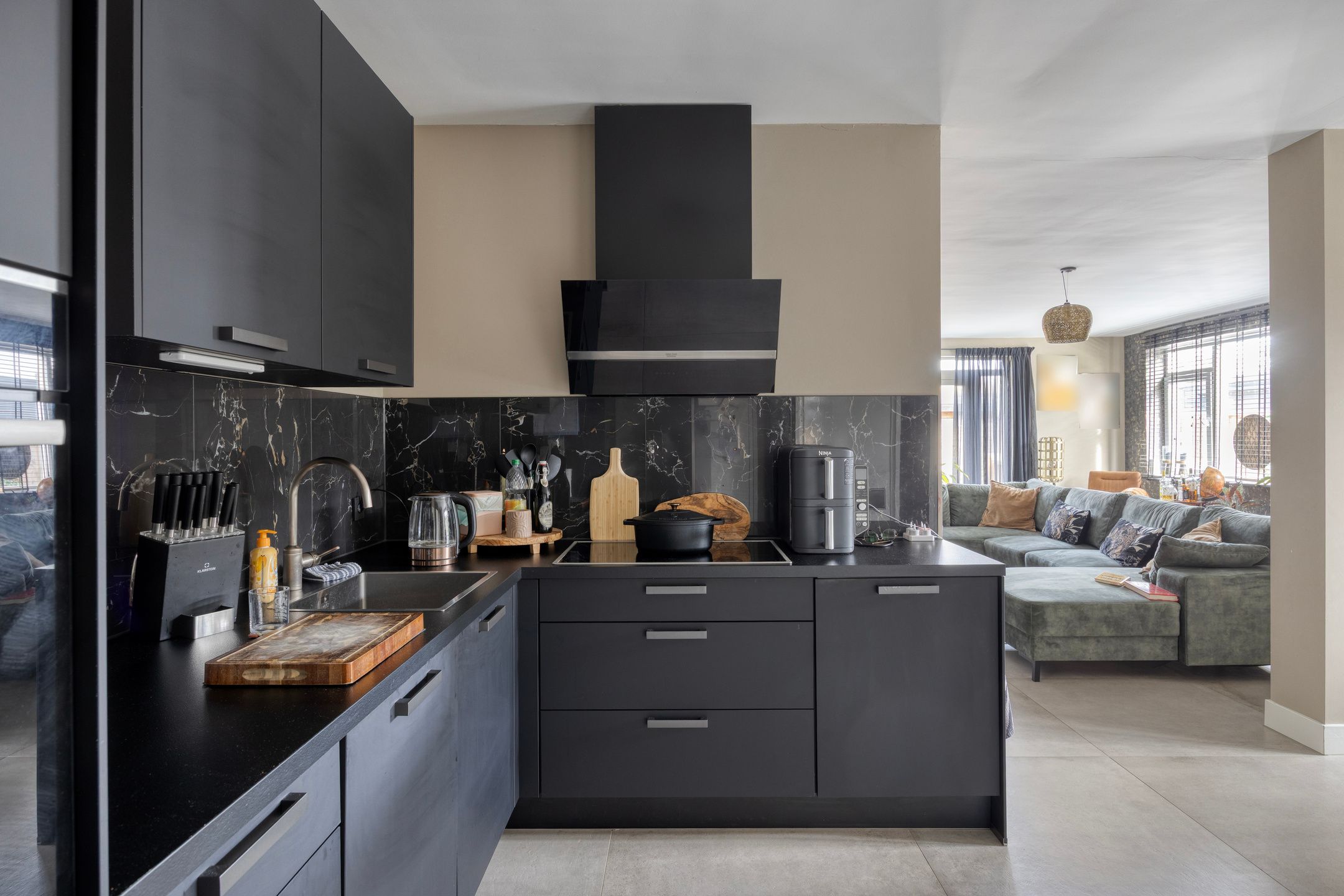 Foto 9 van Schipholtstraat 28