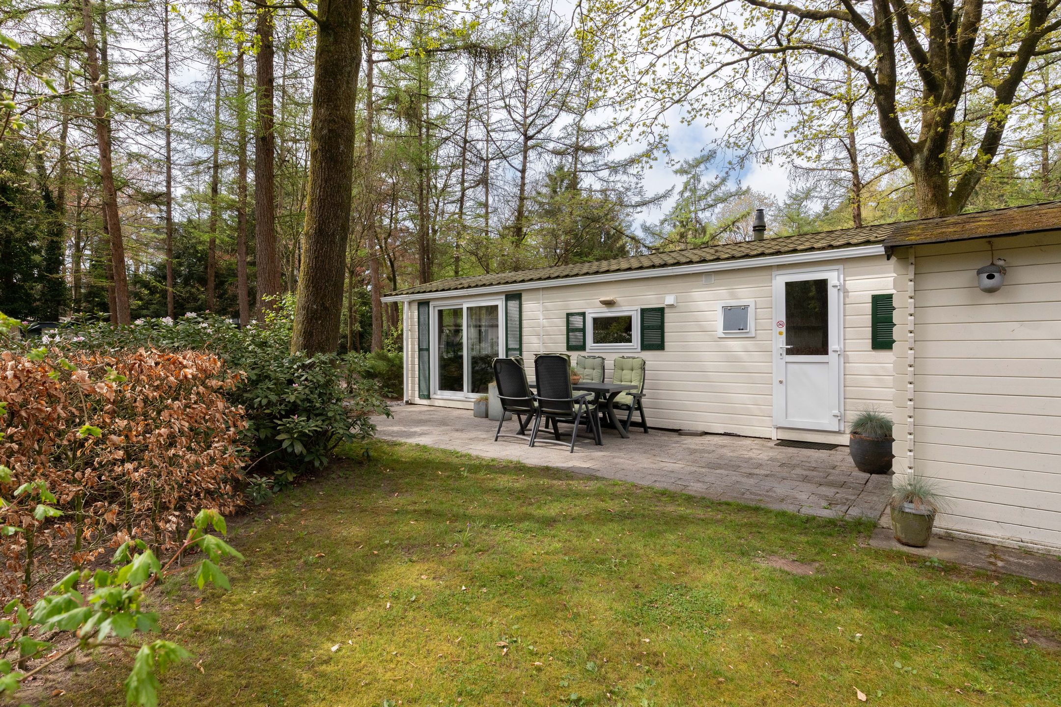 3-bedroom freehold villa in Ede — photo 2 of 5