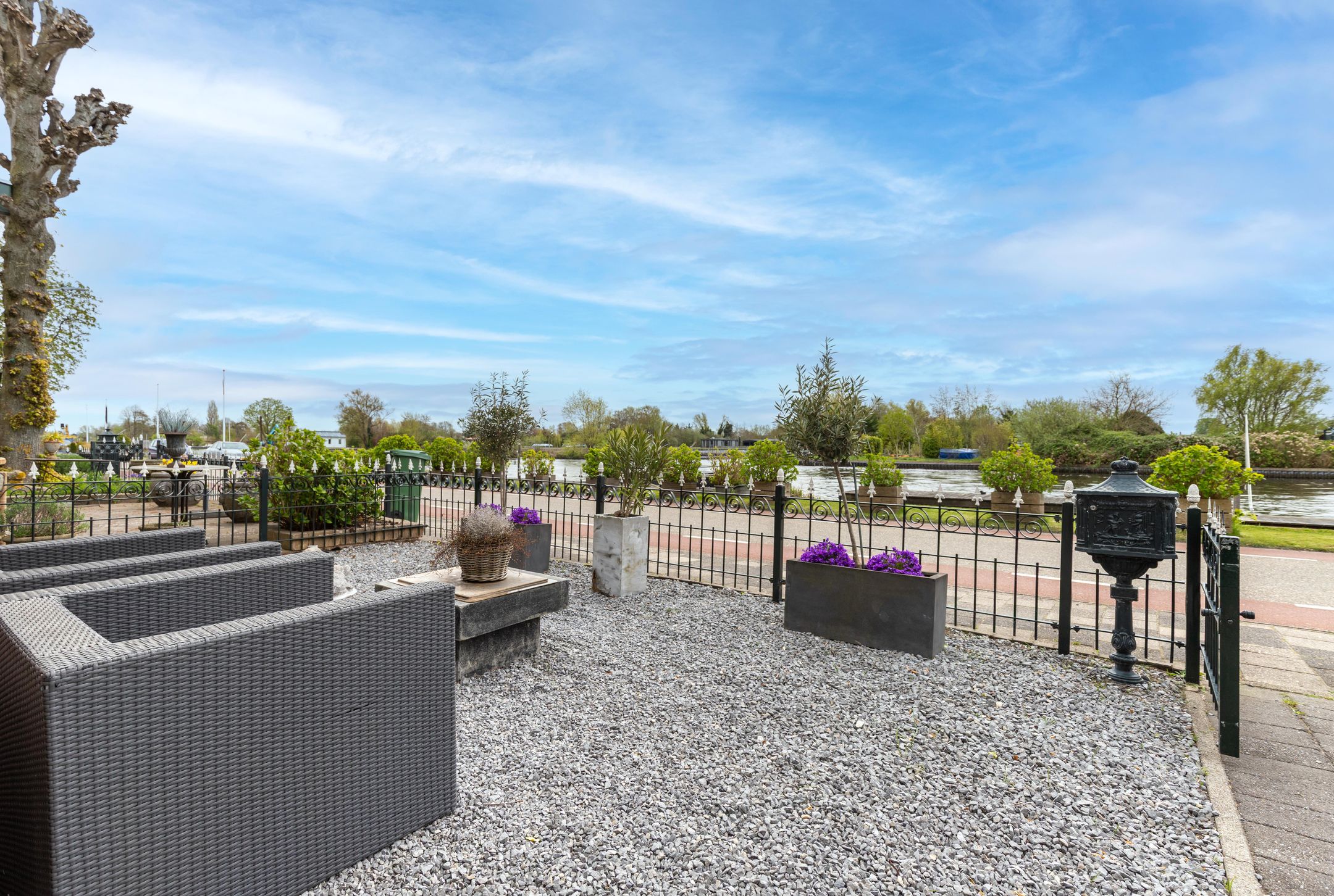 Photo 48 of Aalsmeerderdijk 504